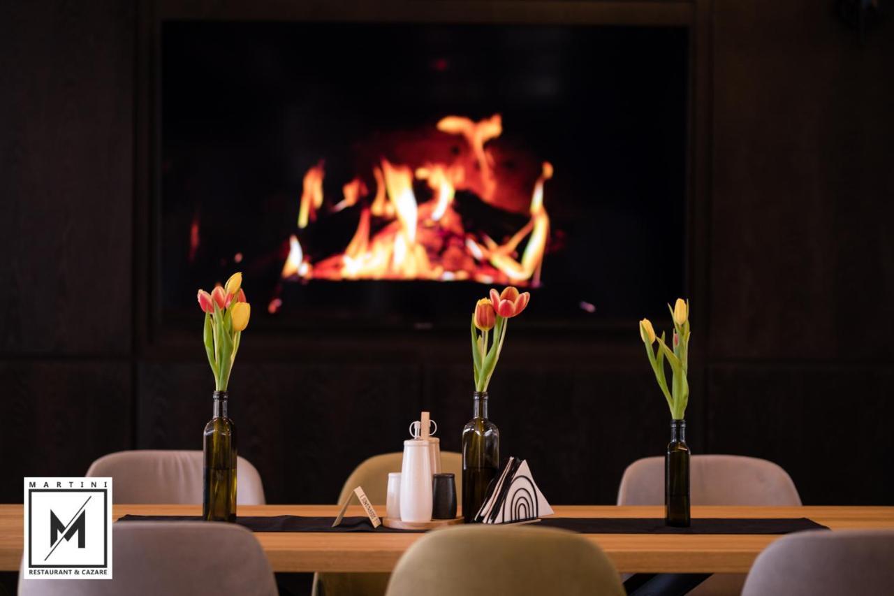 Martini Restaurant & Cazare Sebesel Екстериор снимка