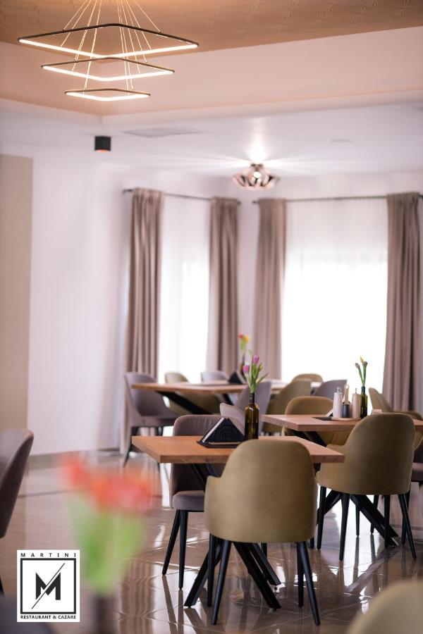 Martini Restaurant & Cazare Sebesel Екстериор снимка