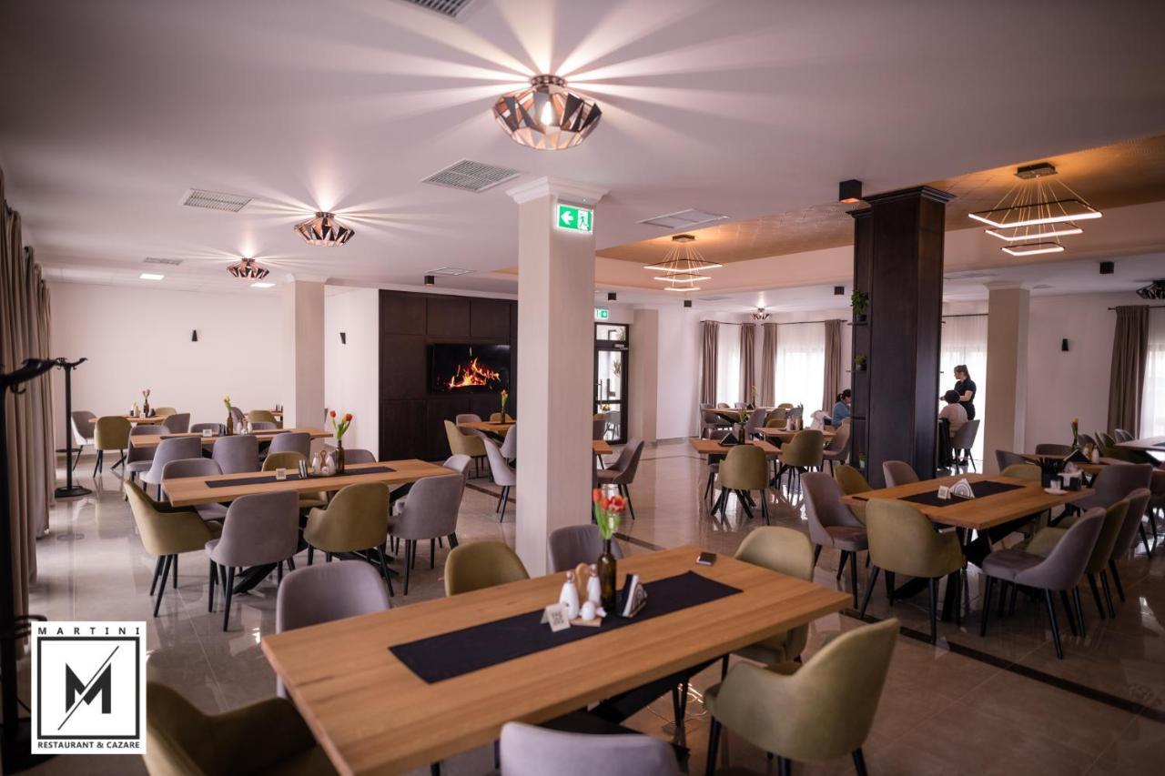 Martini Restaurant & Cazare Sebesel Екстериор снимка