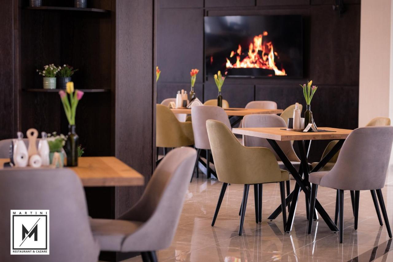 Martini Restaurant & Cazare Sebesel Екстериор снимка