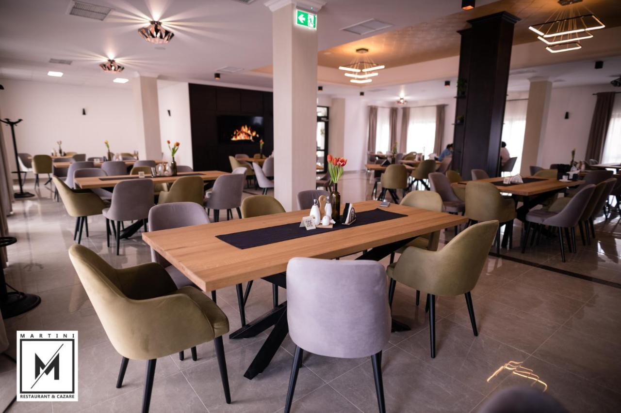 Martini Restaurant & Cazare Sebesel Екстериор снимка