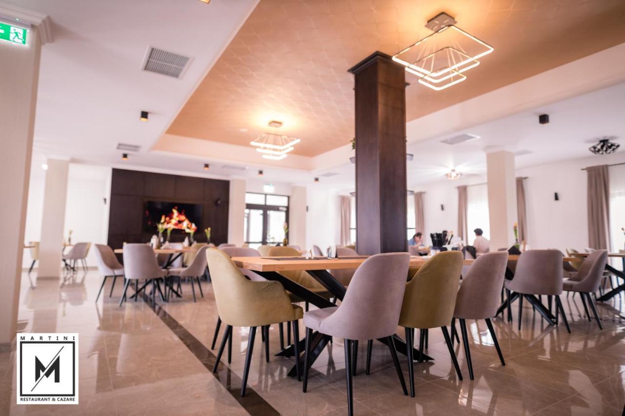 Martini Restaurant & Cazare Sebesel Екстериор снимка