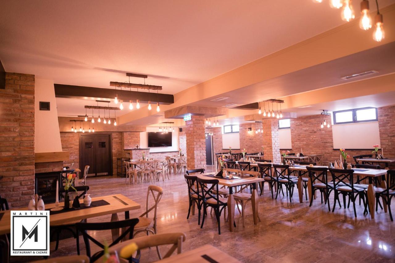 Martini Restaurant & Cazare Sebesel Екстериор снимка