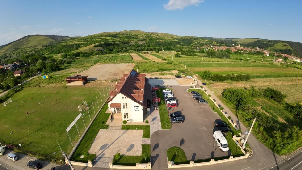 Martini Restaurant & Cazare Sebesel Екстериор снимка