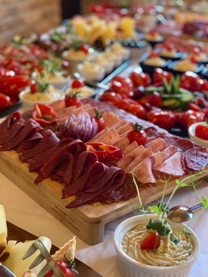 Martini Restaurant & Cazare Sebesel Екстериор снимка